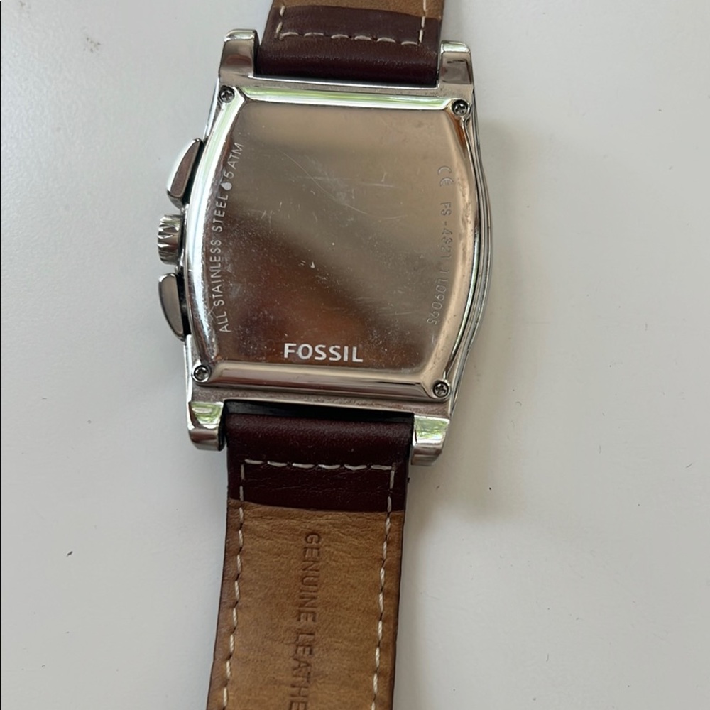 Fossil Silver Case With Brown Leather Strap Watch - image 2